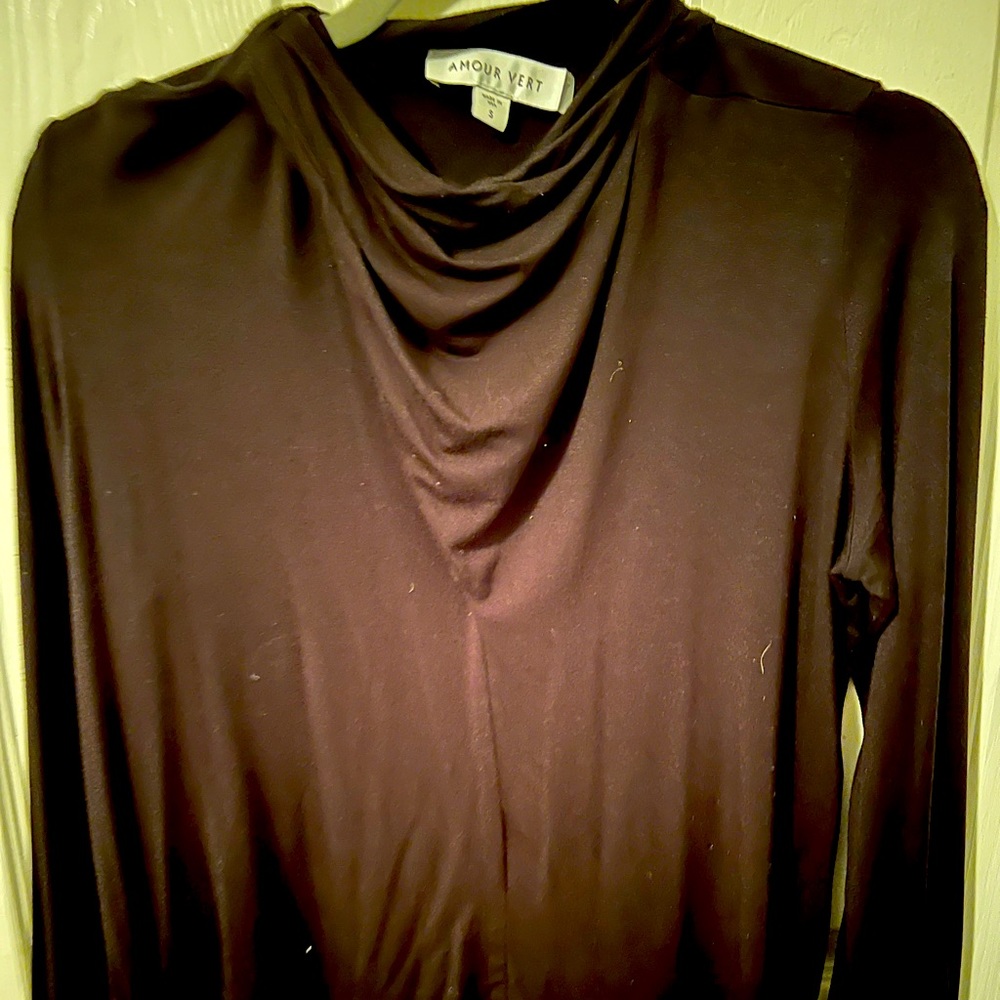 Amour Vert black long sleeve